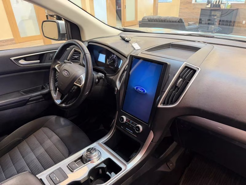 2024 Ford Edge SEL Sport Utility 4D AWD
