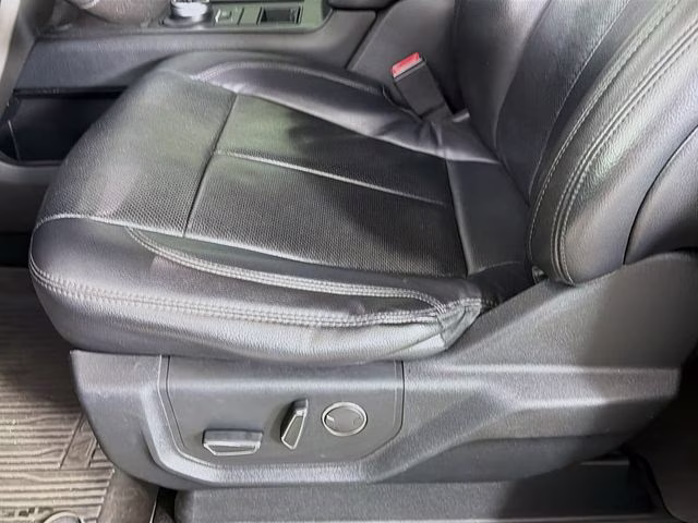 2019 Magnetic Ford Expedition Max XLT RWD SUV