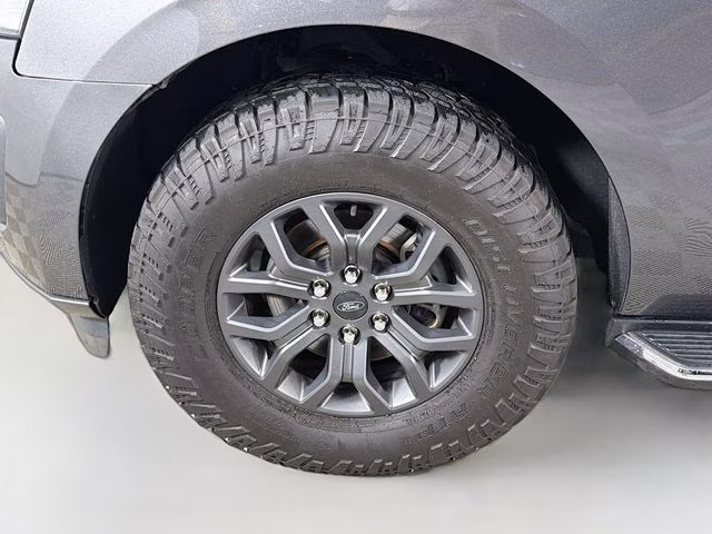 2019 Magnetic Ford Expedition Max XLT RWD SUV