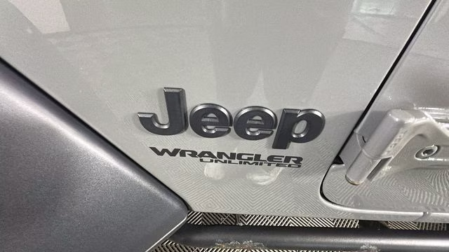 2022 Sting-Gray Clearcoat Jeep Wrangler Unlimited High Tide 4X4 SUV