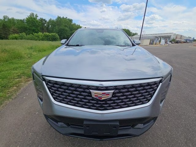 2024 Argent Silver Metallic Cadillac XT4 Premium Luxury AWD SUV