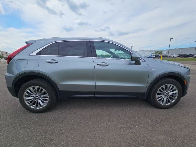 2024 Argent Silver Metallic Cadillac XT4 Premium Luxury AWD SUV