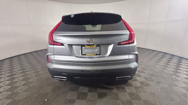 2024 Argent Silver Metallic Cadillac XT4 Premium Luxury AWD SUV