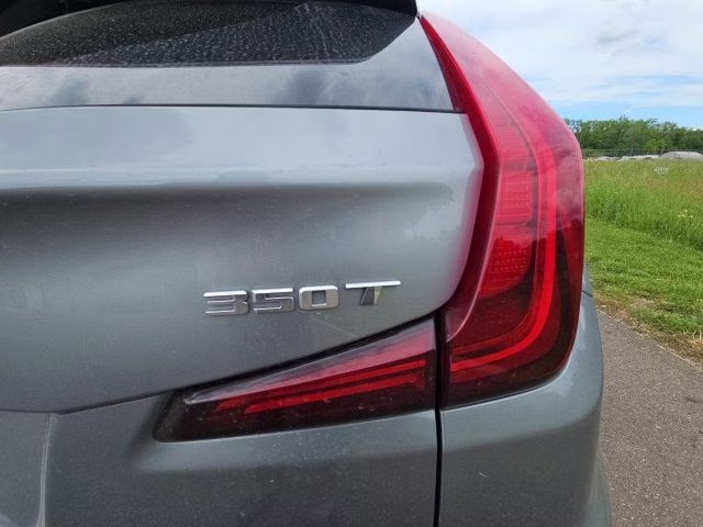 2024 Argent Silver Metallic Cadillac XT4 Premium Luxury AWD SUV