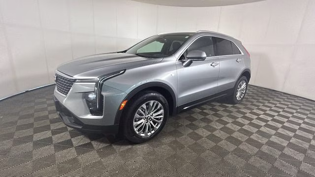 2024 Argent Silver Metallic Cadillac XT4 Premium Luxury AWD SUV