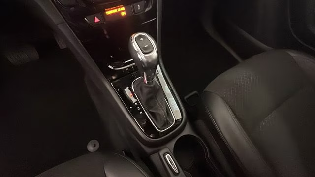 2022 Quicksilver Metallic Buick Encore Preferred AWD SUV