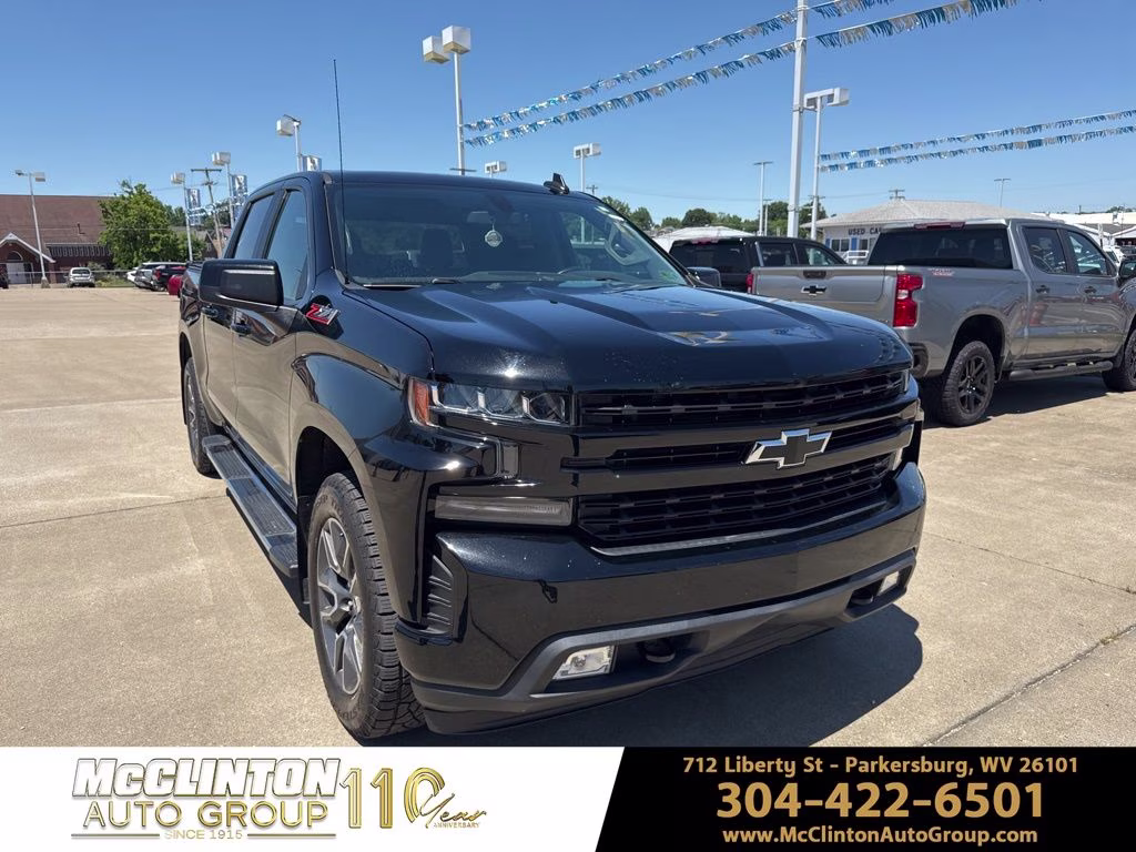  2021 Chevrolet Silverado 1500 RST Crew Cab 4WD   