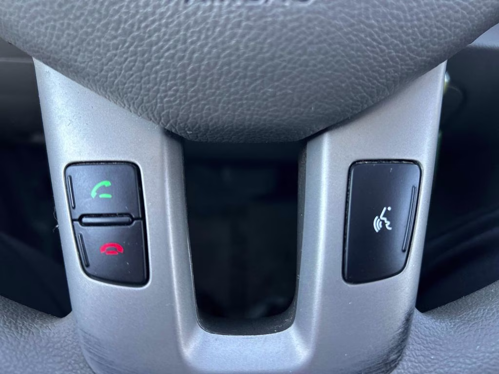2016 Mineral Silver Kia Sportage LX AWD SUV