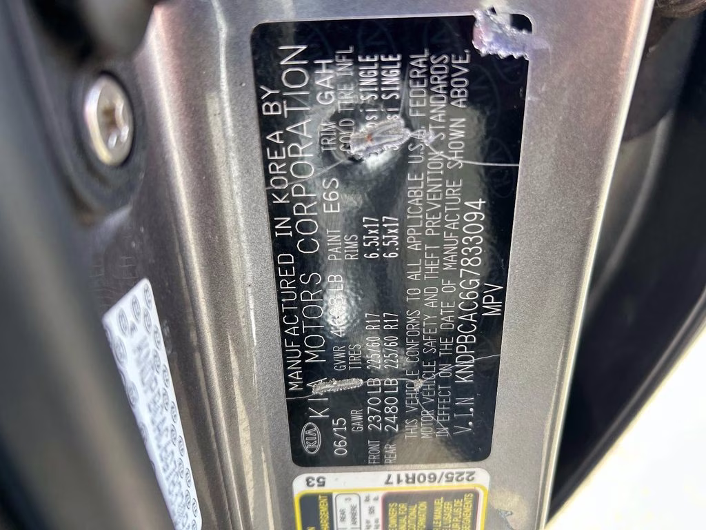 2016 Mineral Silver Kia Sportage LX AWD SUV