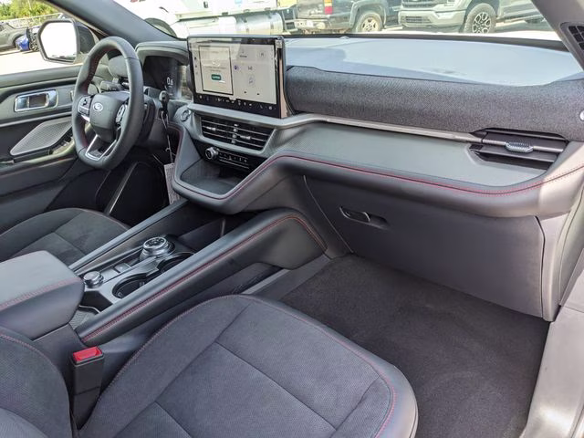 2026 Star White Metallic Tri-Coat Ford Explorer ST 4X4 SUV