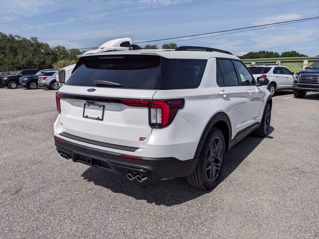 2026 Star White Metallic Tri-Coat Ford Explorer ST 4X4 SUV