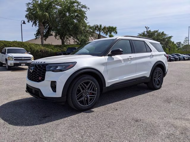 2026 Star White Metallic Tri-Coat Ford Explorer ST 4X4 SUV