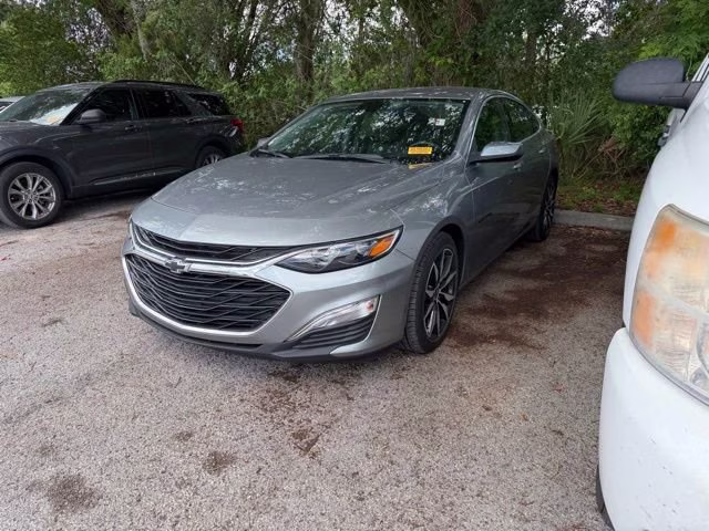 2023 Sterling Gray Metallic Chevrolet Malibu RS FWD Sedan