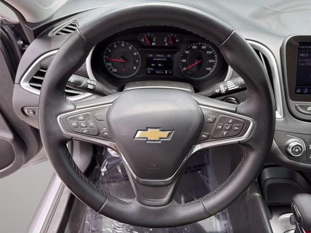 2023 Sterling Gray Metallic Chevrolet Malibu RS FWD Sedan