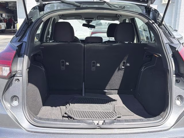 2023 Gun Metallic Nissan Kicks SV FWD SUV