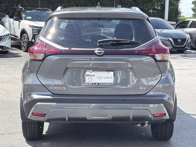2023 Gun Metallic Nissan Kicks SV FWD SUV