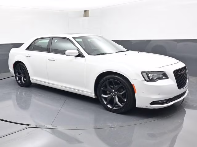 2023 Bright White Clearcoat Chrysler 300 S RWD Sedan
