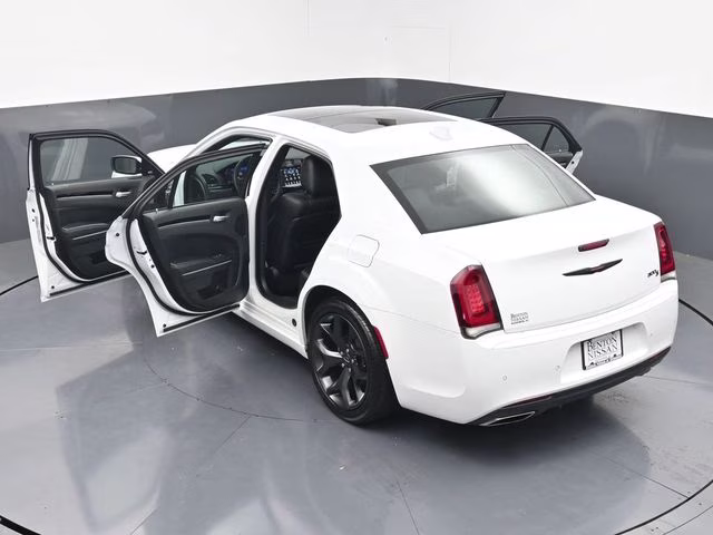 2023 Bright White Clearcoat Chrysler 300 S RWD Sedan
