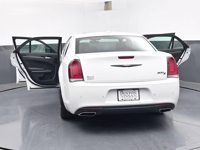 2023 Bright White Clearcoat Chrysler 300 S RWD Sedan