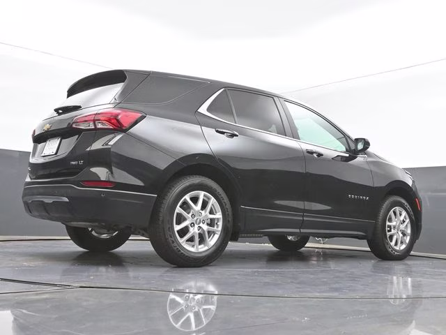 2024 Mosaic Black Metallic Chevrolet Equinox LT AWD SUV