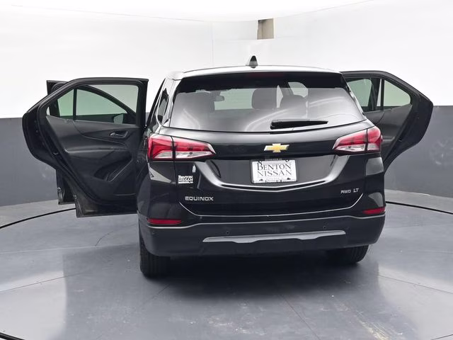 2024 Mosaic Black Metallic Chevrolet Equinox LT AWD SUV