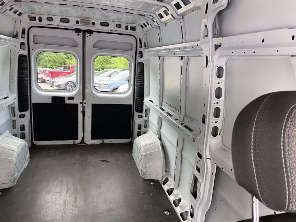 2023 Bright White Clearcoat Ram ProMaster 2500 High Roof FWD Van