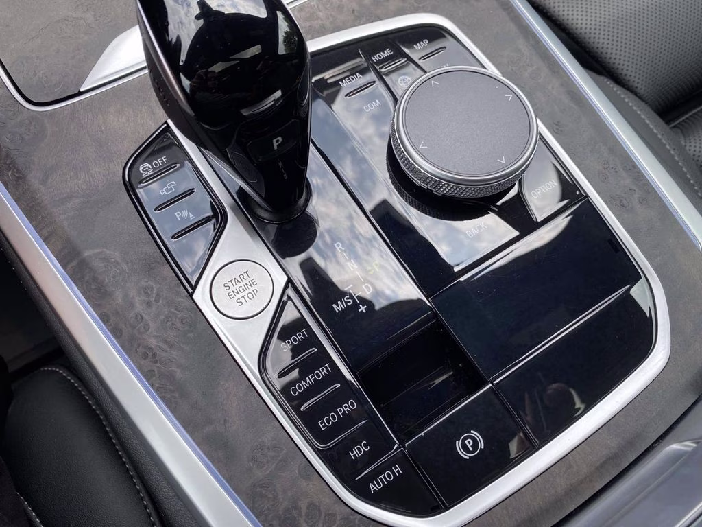 2023 Alpine White BMW X5 xDrive40i AWD SUV