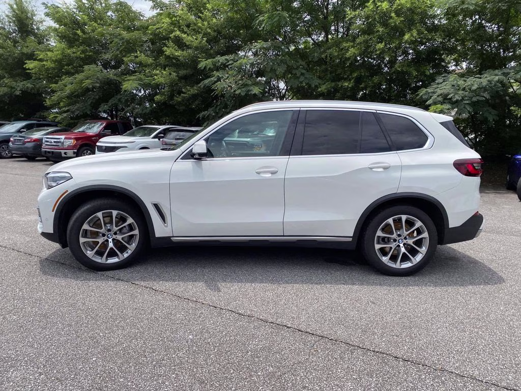 2023 Alpine White BMW X5 xDrive40i AWD SUV