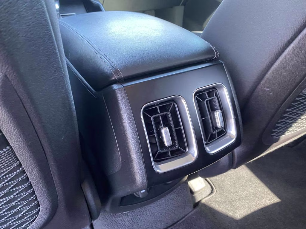 2022 Ebony Black Kia Sorento LX FWD SUV