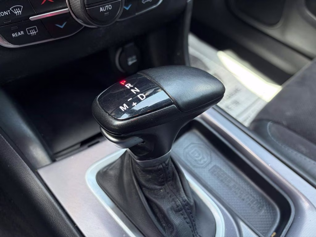 2022 Pitch Black Clearcoat Dodge Charger R/T Scat Pack RWD Sedan