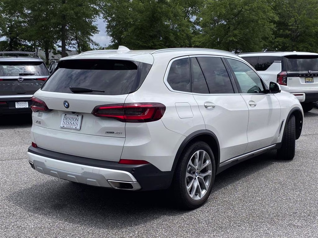 2023 Alpine White BMW X5 xDrive40i AWD SUV