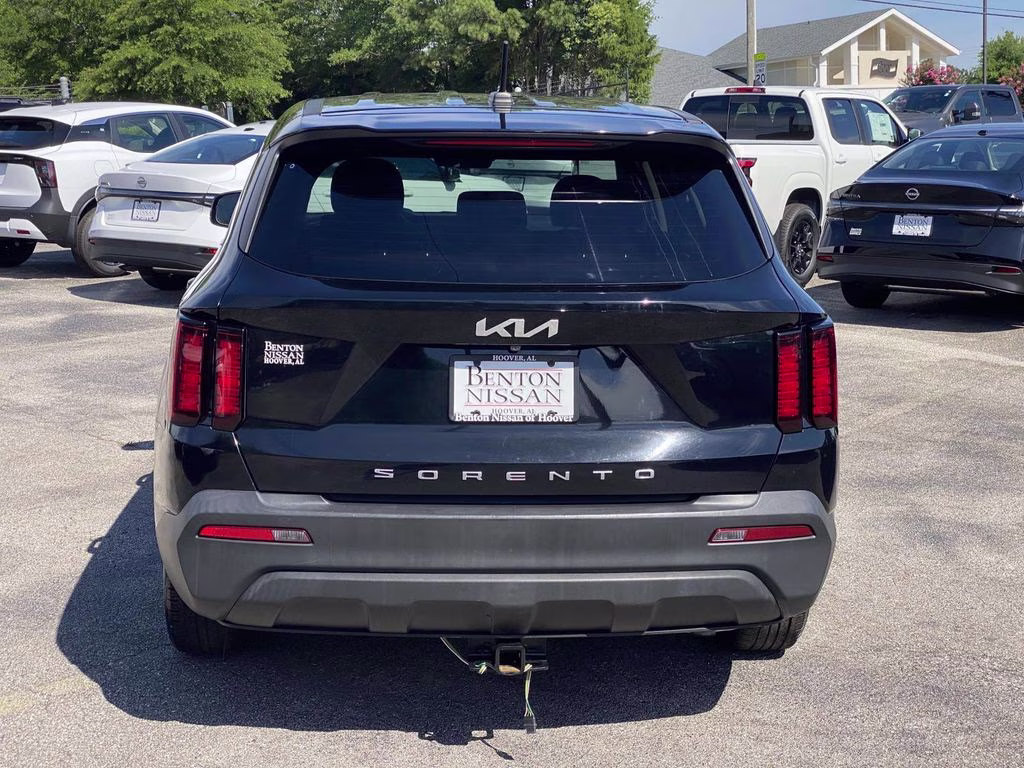 2022 Ebony Black Kia Sorento LX FWD SUV