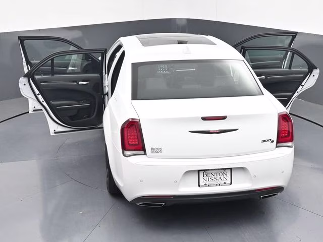 2023 Bright White Clearcoat Chrysler 300 S RWD Sedan