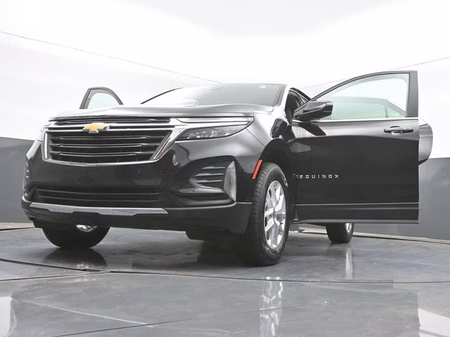 2024 Mosaic Black Metallic Chevrolet Equinox LT AWD SUV