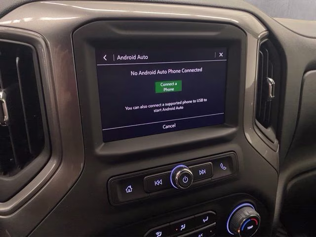 2026 Summit White Chevrolet Silverado 2500HD Custom 4X4 Truck