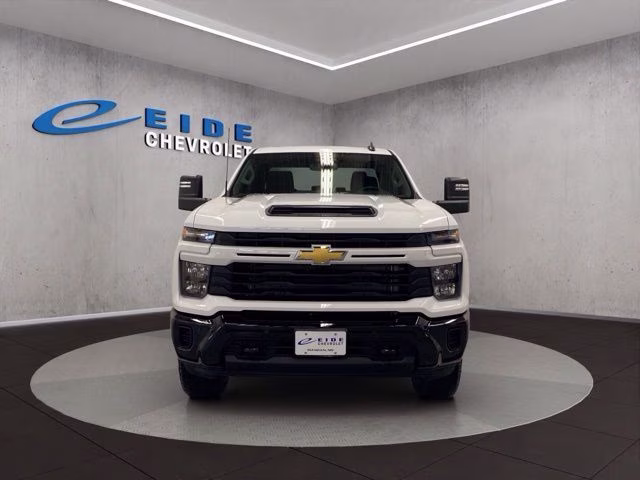 2026 Summit White Chevrolet Silverado 2500HD Custom 4X4 Truck