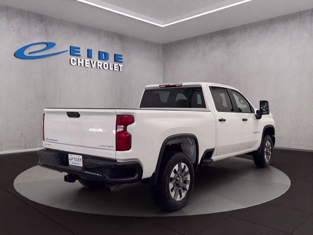 2026 Summit White Chevrolet Silverado 2500HD Custom 4X4 Truck