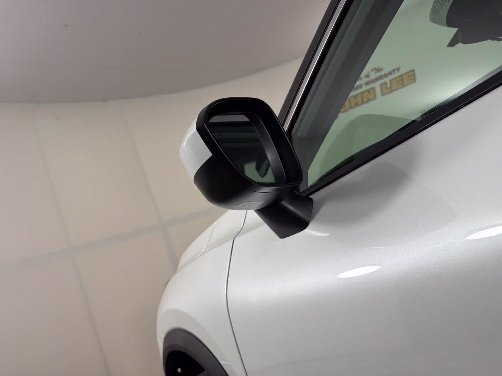 2026 Everest White Pearl Tricoat Nissan Rogue SV FWD SUV