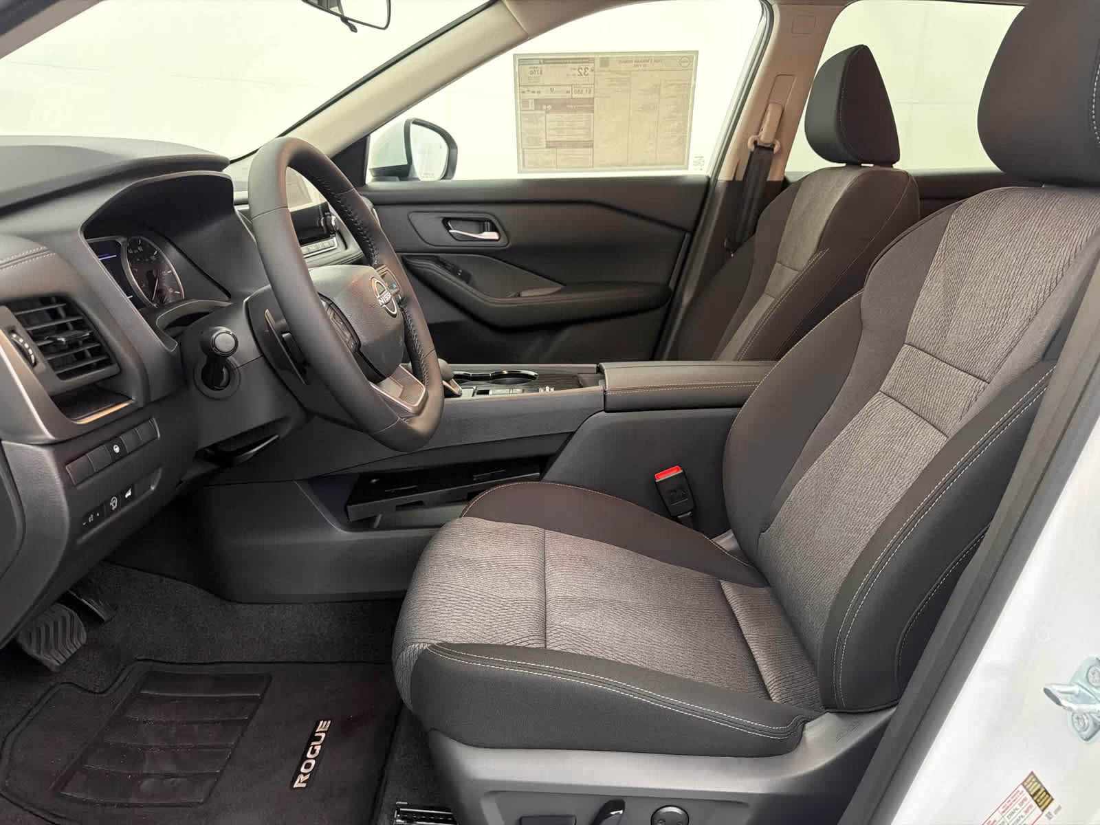 2026 Everest White Pearl Tricoat Nissan Rogue SV FWD SUV