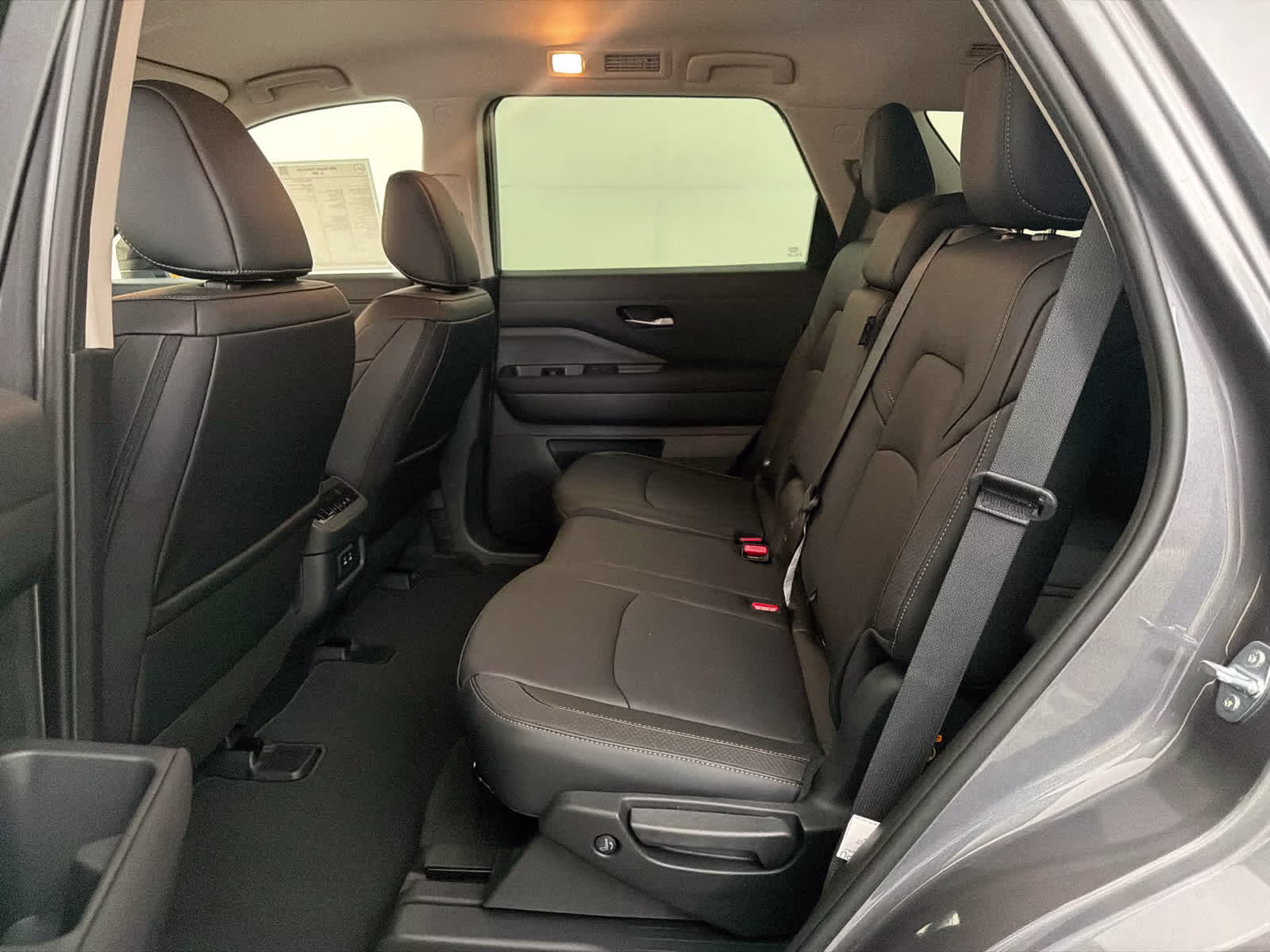 2026 Gun Metallic Nissan Pathfinder SL FWD SUV