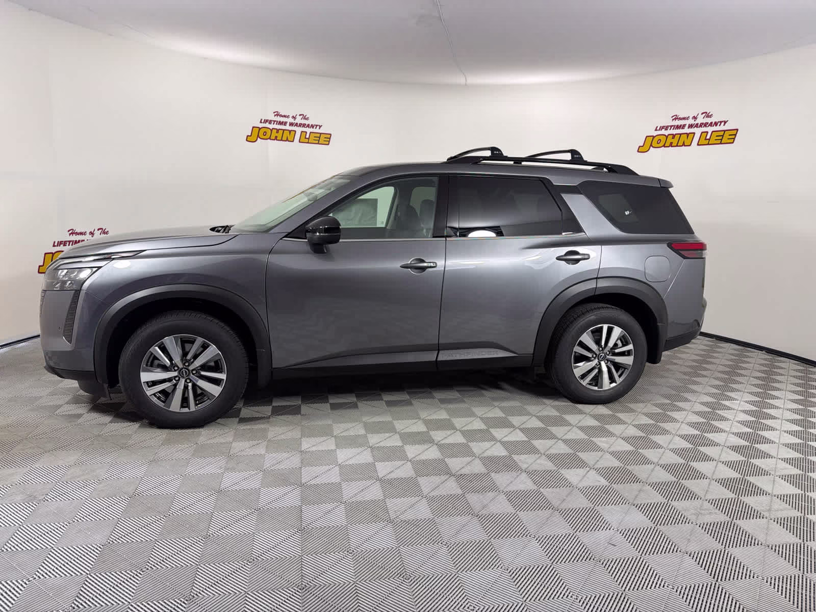2026 Gun Metallic Nissan Pathfinder SL FWD SUV