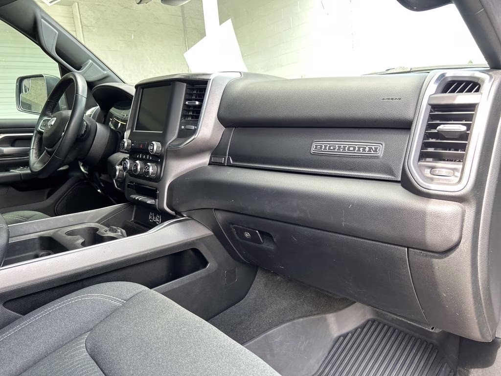 2024 Diamond Black Crystal Pearlcoat Ram 1500 Big Horn/Lone Star RWD Truck