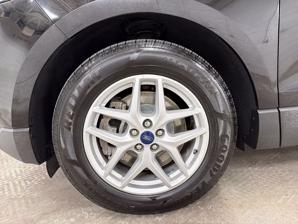 2021 Agate Black Metallic Ford Edge SEL AWD SUV
