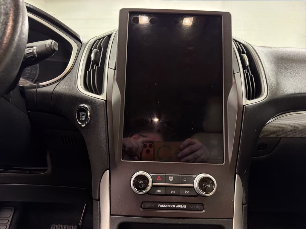 2021 Agate Black Metallic Ford Edge SEL AWD SUV