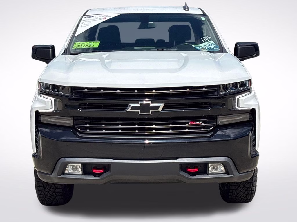 2021 Summit White Chevrolet Silverado 1500 LT Trail Boss 4X4 Truck