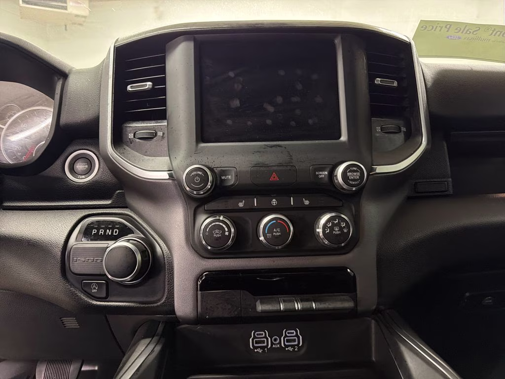 2024 Diamond Black Crystal Pearlcoat Ram 1500 Big Horn/Lone Star RWD Truck