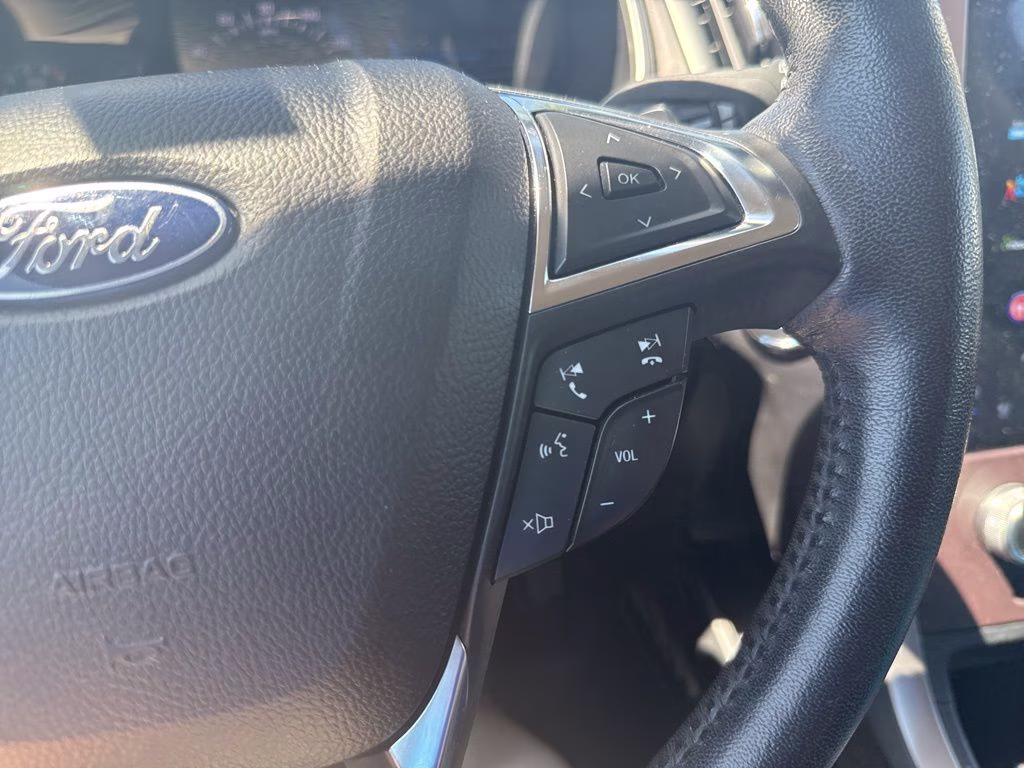 2021 Agate Black Metallic Ford Edge SEL AWD SUV