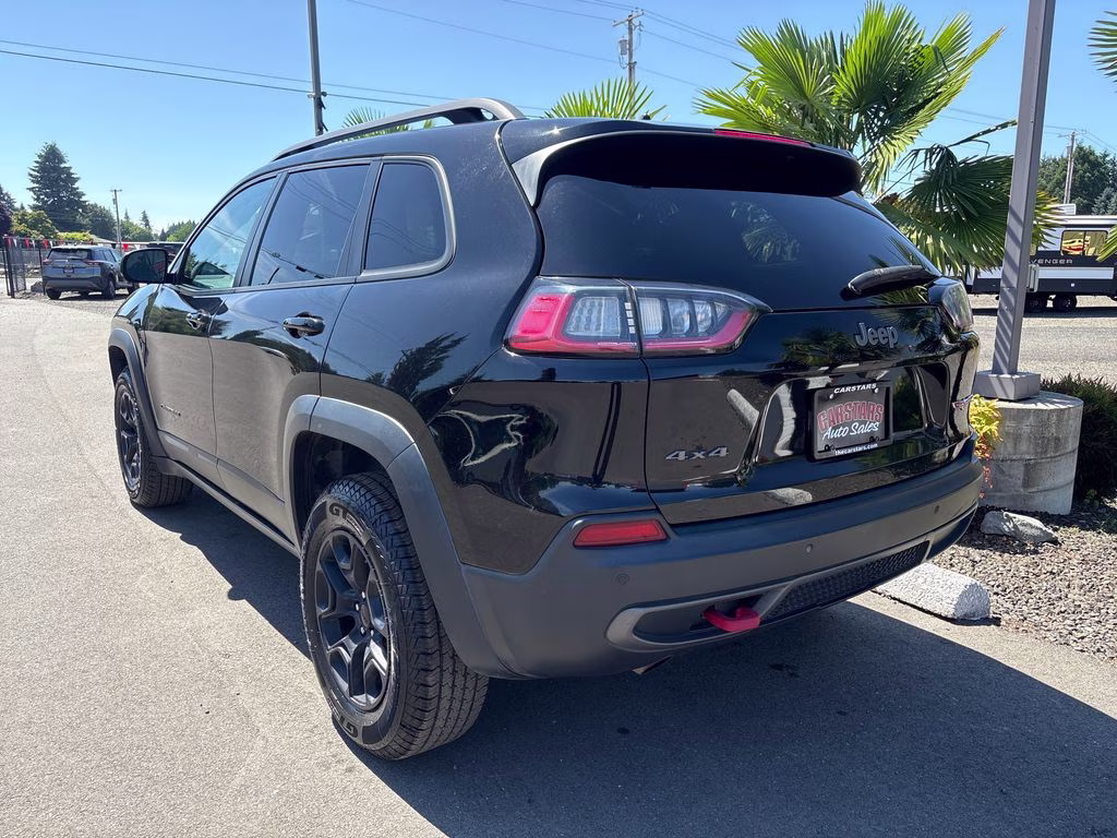 2020 Diamond Black Crystal Pearlcoat Jeep Cherokee Trailhawk 4X4 SUV