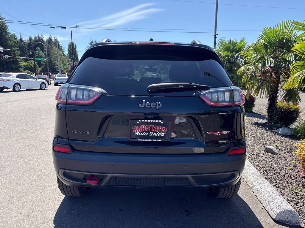 2020 Diamond Black Crystal Pearlcoat Jeep Cherokee Trailhawk 4X4 SUV