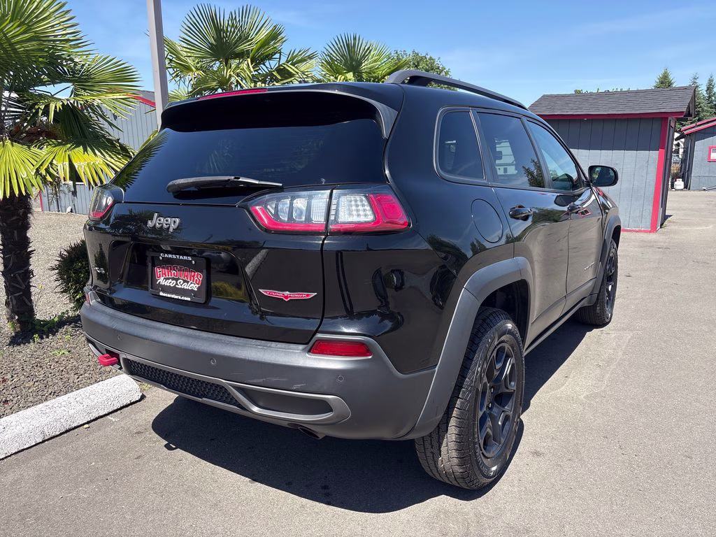 2020 Diamond Black Crystal Pearlcoat Jeep Cherokee Trailhawk 4X4 SUV